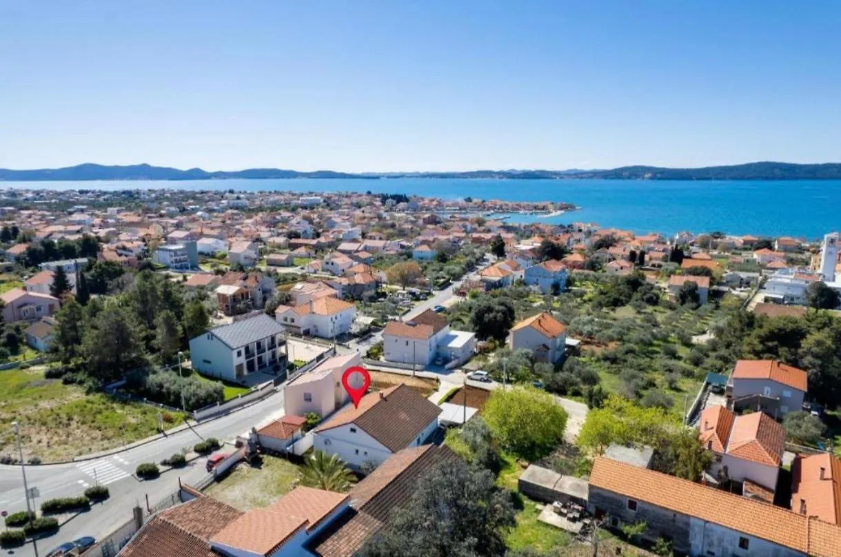 Apartament Floyd Bibinje 0*,