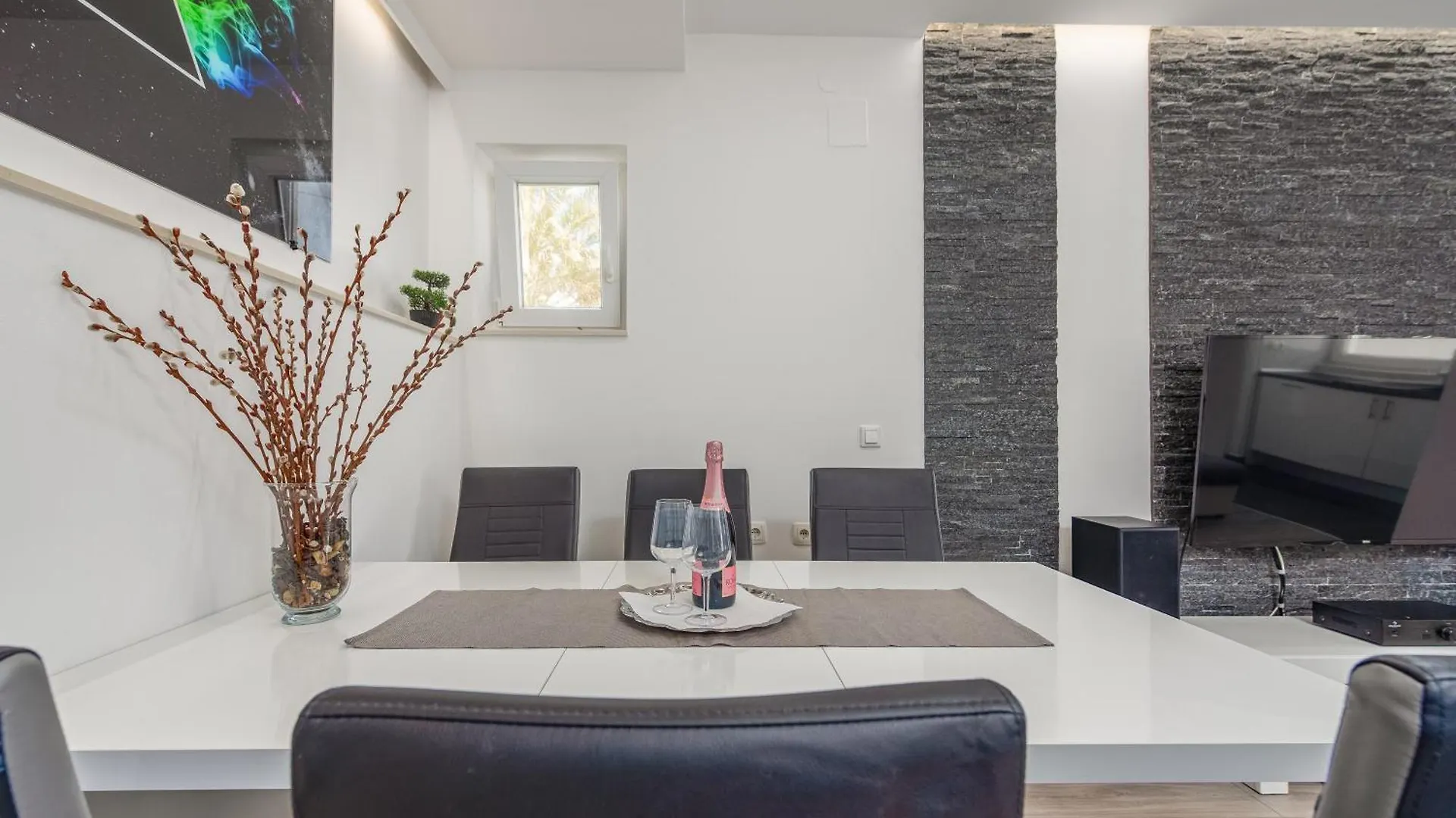 Floyd Apartment Bibinje 0*,  Croatia